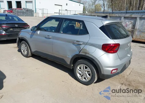 2021 Hyundai Venue Se from USA, damaged, VIN KMHRB8A37MU065155